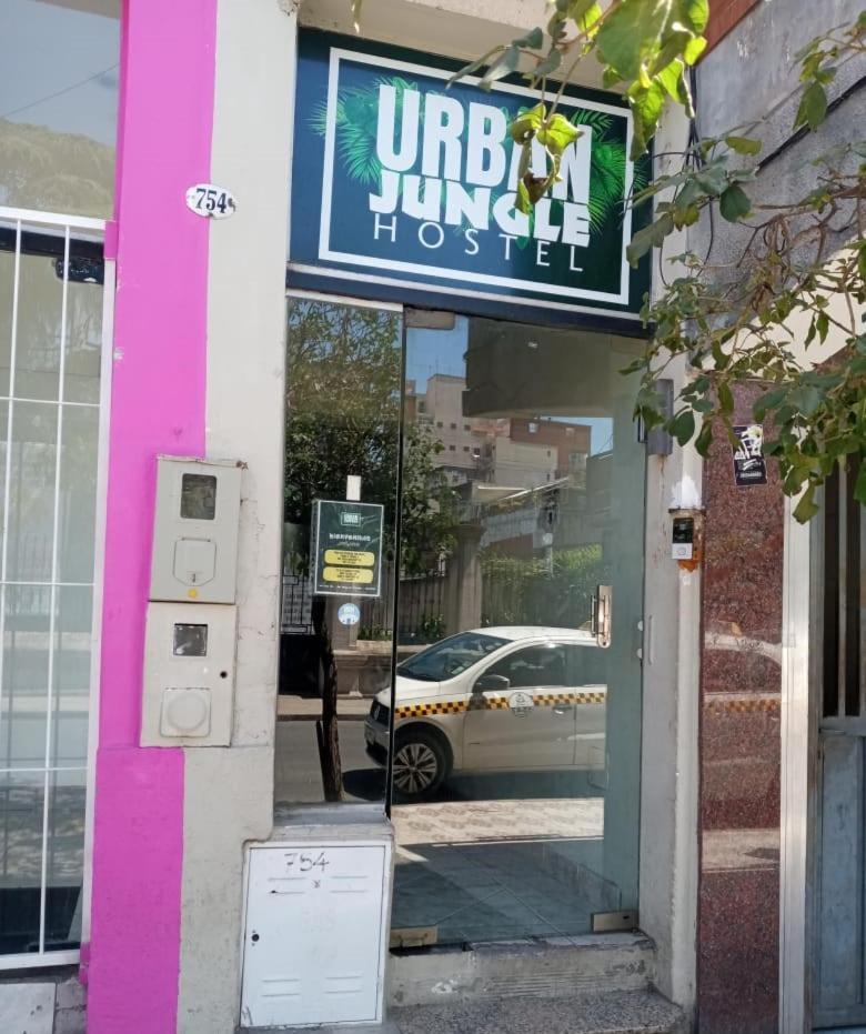 Urban Jungle Hostel San Miguel de Tucumán المظهر الخارجي الصورة